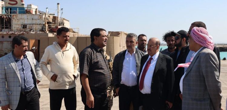 Parliament Speaker inspects expanding constructions in Makah Port