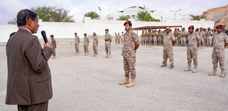 Al-Bahssani: Anybody wants to join military service, must devote himself to serve the country